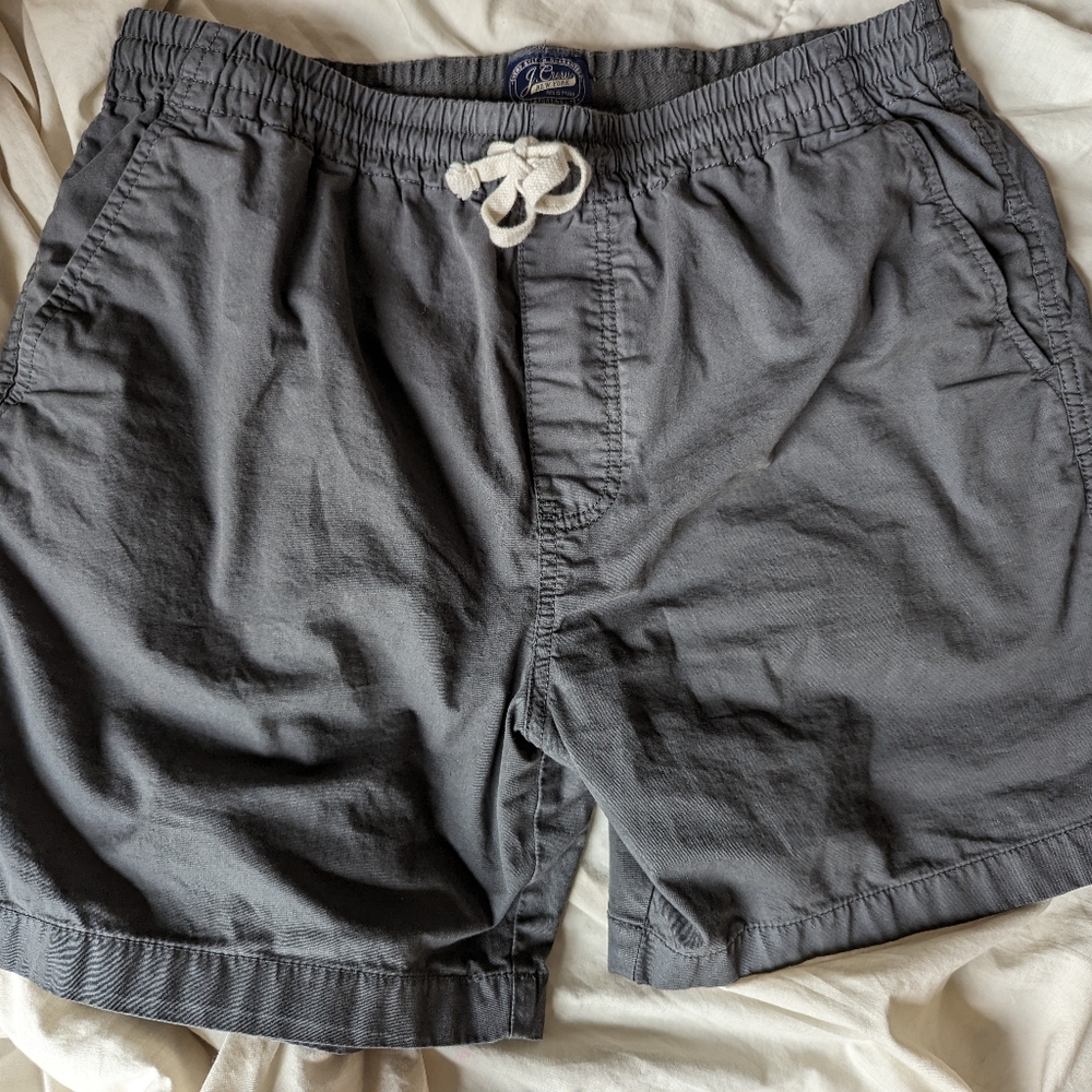 J. CREW Men's Dock Short 6" in Coal Grey